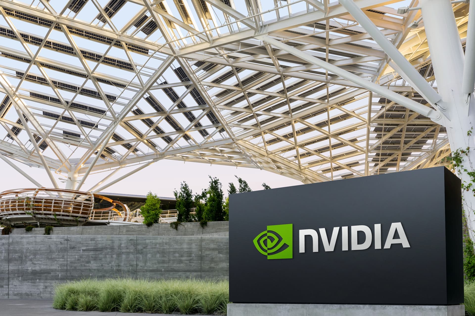 انویدیا ۵۰۰ میلیارد دلار جمع میکند تا GPU را به دارایی والاستریت تبدیل کند